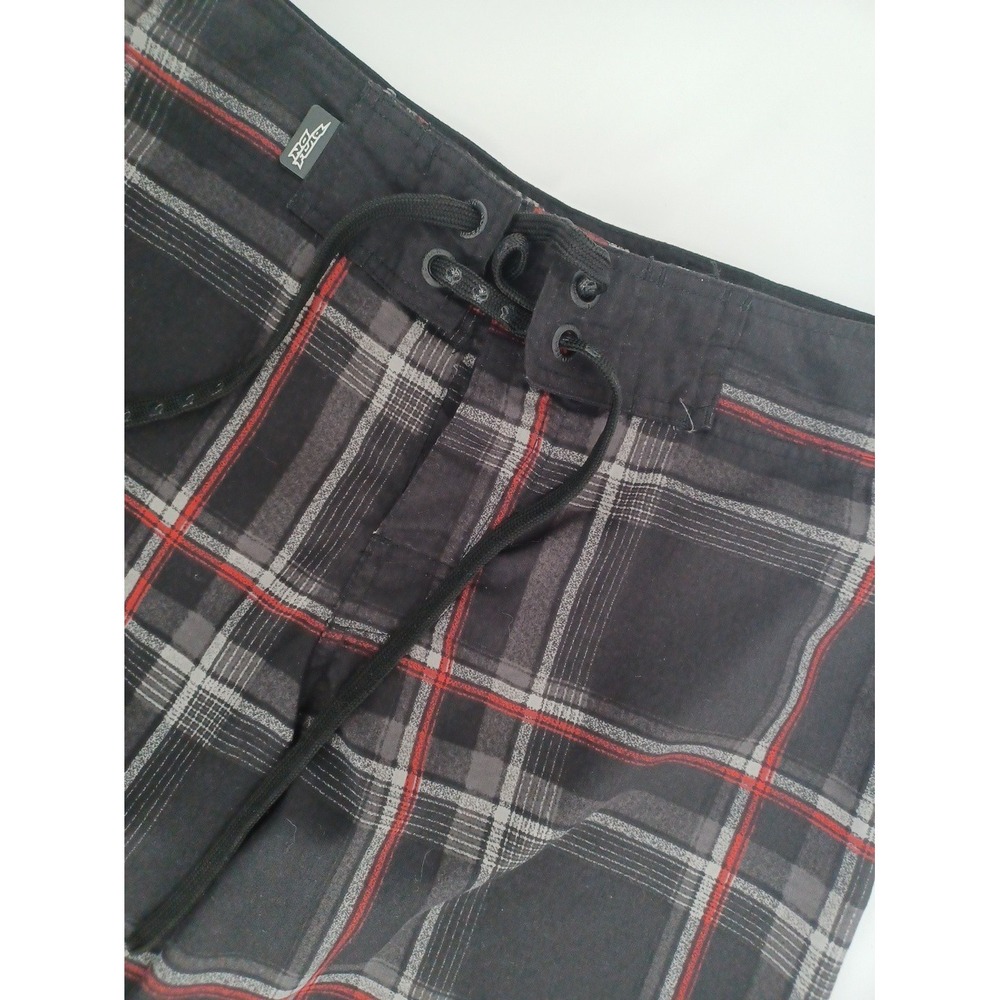 Y2K No Fear Plaid Mens 28 Board Shorts Drawstring